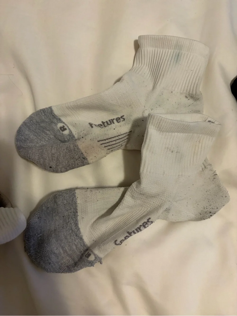 Feetures PLANTAR FASCIITIS RELIEF Sock Ultra Light Quarter 3 Pack